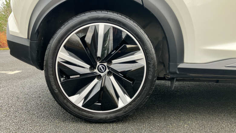 Nissan Juke 1.6 Hybrid Tekna+ 5dr Auto Hybrid Hatchback